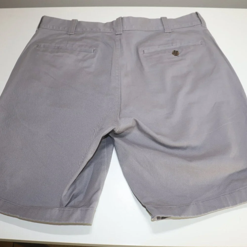 Lot of 2 J Crew 9 Inch Chino Shorts Grey Pink Size 32 Classic